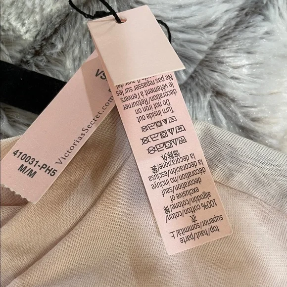 Victoria's Secret Light Pink Long Sleeve Top - Picture 5 of 5